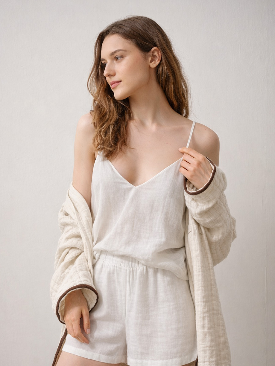 yaru-kiraz-bluz-beyaz-2 Kiraz Bluz - Görsel 1